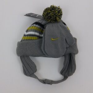 Nike Earflap hat and mittens  combo NWT 2014
